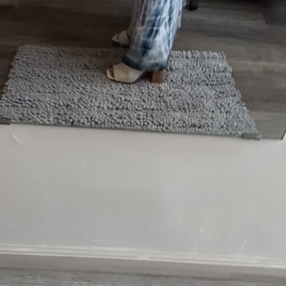 Cream mules with chunky heel - Picture 5 of 6